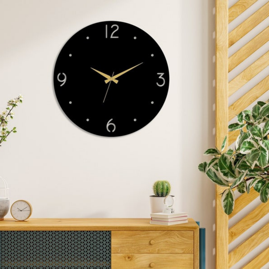 Modern Design Elegant Metal Analog Wall Clock