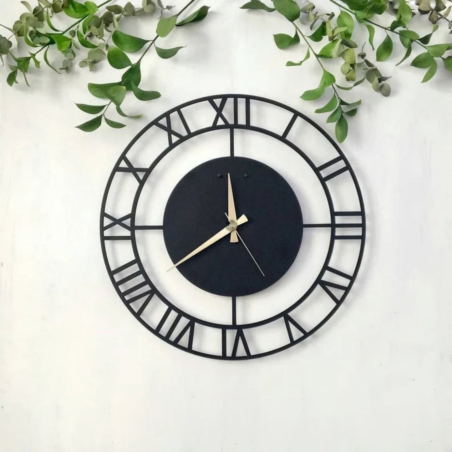 Stylish Roman Metal Wall Clock
