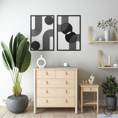 Elegant Metal Wall Hanging